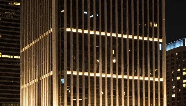 提示词交易怎么改价:两种做法的优劣比较